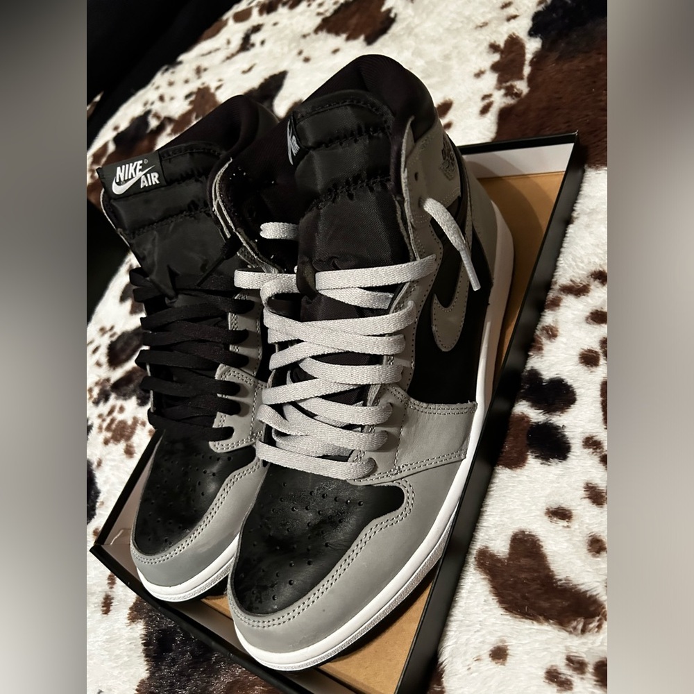 Shadow grays